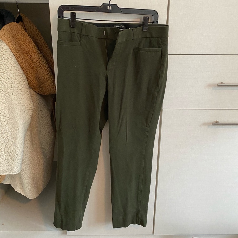 Green banana republic pants size 4